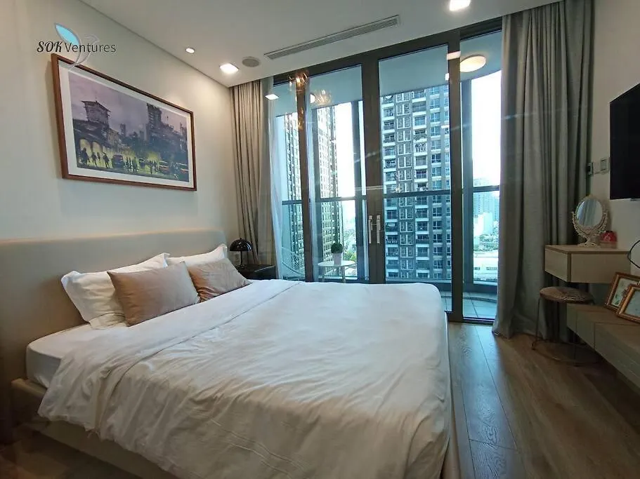 1-Bedroom Apartment With Balcony - Landmark 81 Vcp Ho Chi Minh City 0*,