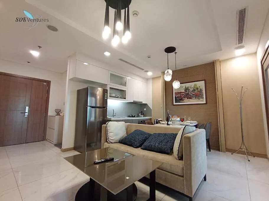 1-Bedroom Apartment With Balcony - Landmark 81 Vcp Ho Chi Minh City