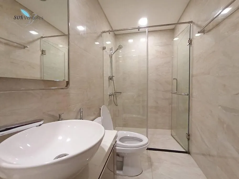 1-Bedroom Apartment With Balcony - Landmark 81 Vcp Ho Chi Minh City