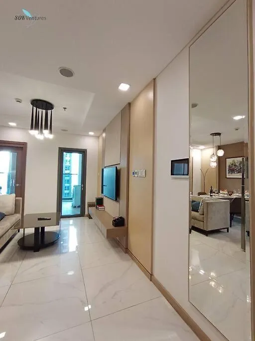 1-Bedroom Apartment With Balcony - Landmark 81 Vcp Ho Chi Minh City
