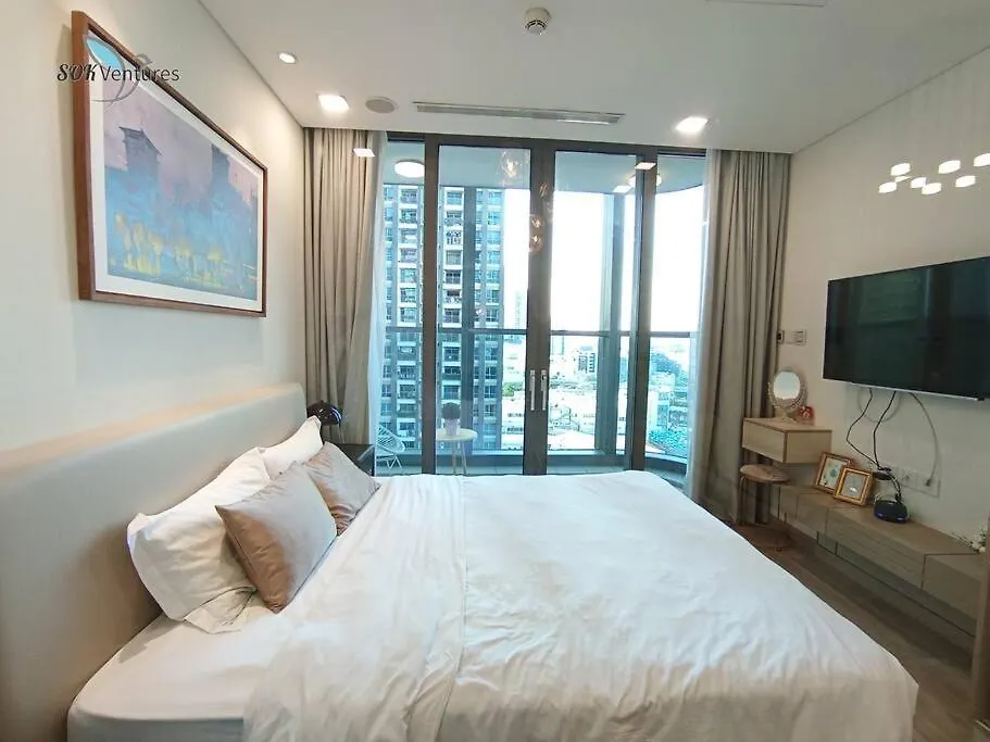 1-Bedroom Apartment With Balcony - Landmark 81 Vcp Ho Chi Minh City