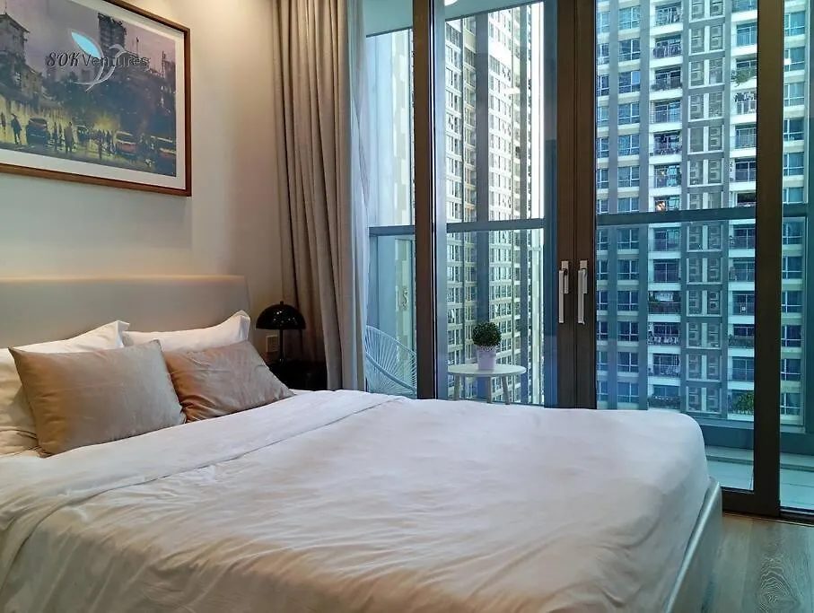 1-Bedroom Apartment With Balcony - Landmark 81 Vcp Ho Chi Minh City