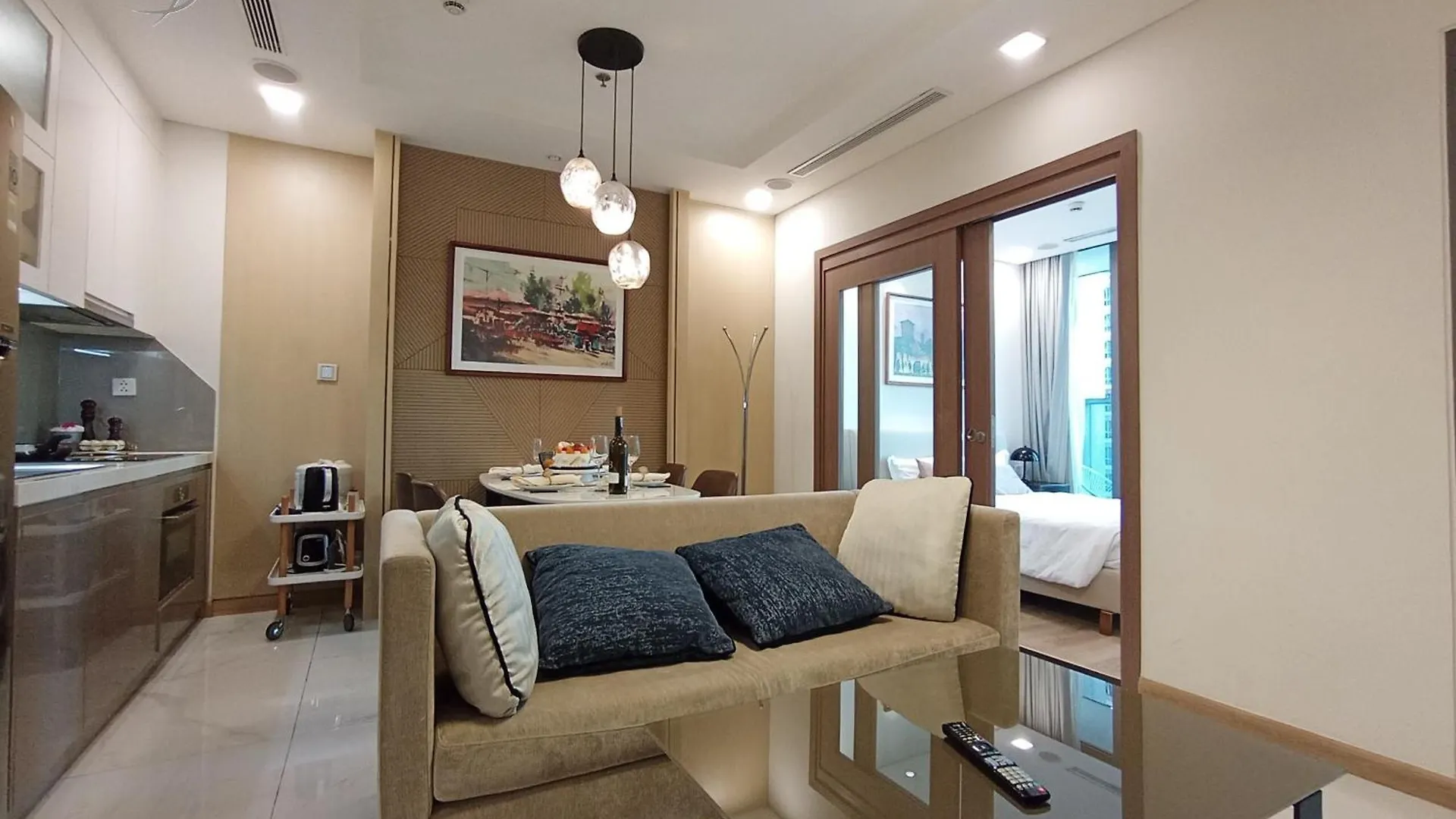 1-Bedroom Apartment With Balcony - Landmark 81 Vcp Ho Chi Minh City