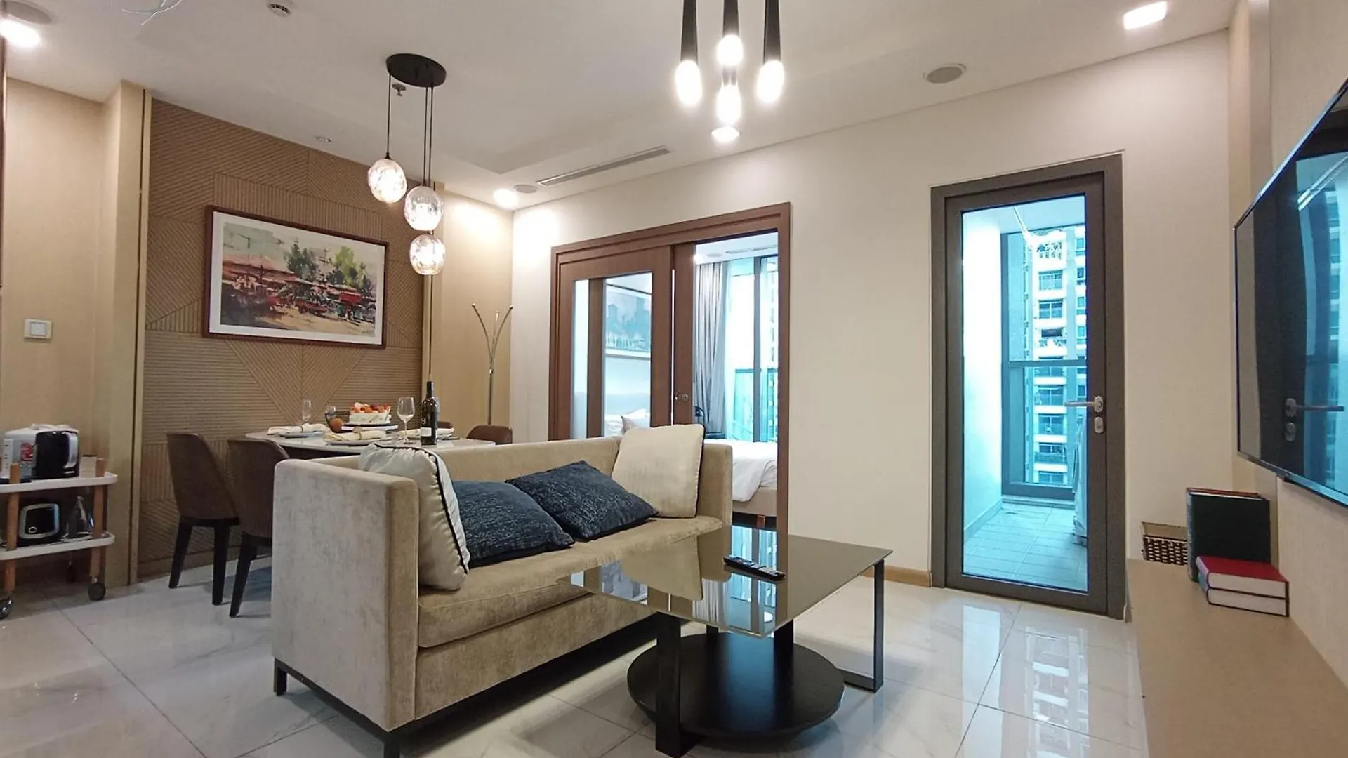 1-Bedroom Apartment With Balcony - Landmark 81 Vcp Ho Chi Minh City
