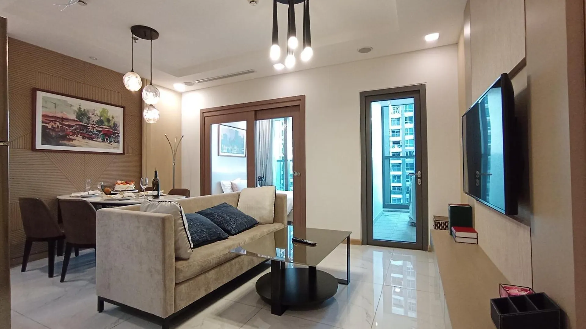 1-Bedroom Apartment With Balcony - Landmark 81 Vcp Ho Chi Minh City